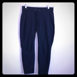 Athleta Midtown Ankle Pants 4 Petite